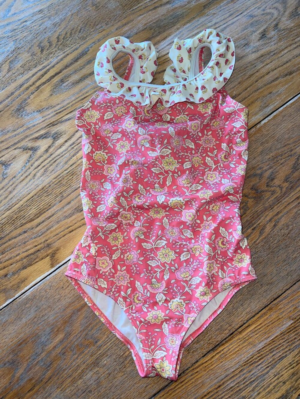 MINI BODEN ruffled scoop back swimsuit/girls 8/9. Nice condition